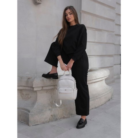 Elegancki plecak damski z bocznymi kieszeniami - Rovicky