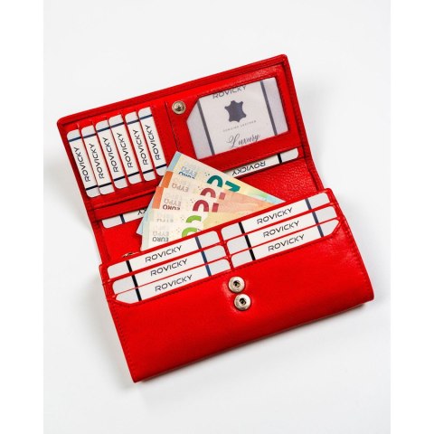 Pojemny, skórzany portfel damski o klasycznym designie w czerwonym kolorze - Rovicky