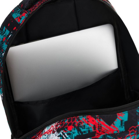 Dwukomorowy plecak szkolny odszyty z poliestru w oryginalny wzór - Peterson