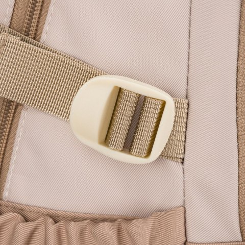 Praktyczny plecak szkolny z poliestru w beżowym kolorze z dodatkową saszetką i miejscem na bidon - Peterson